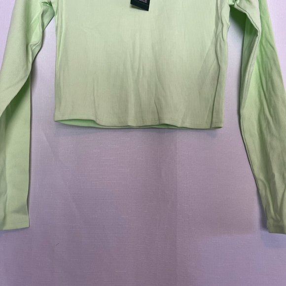 NWT Wild Fable Long Sleeve Ribbed Crop Top Neon Green Medium - Picture 8 of 11